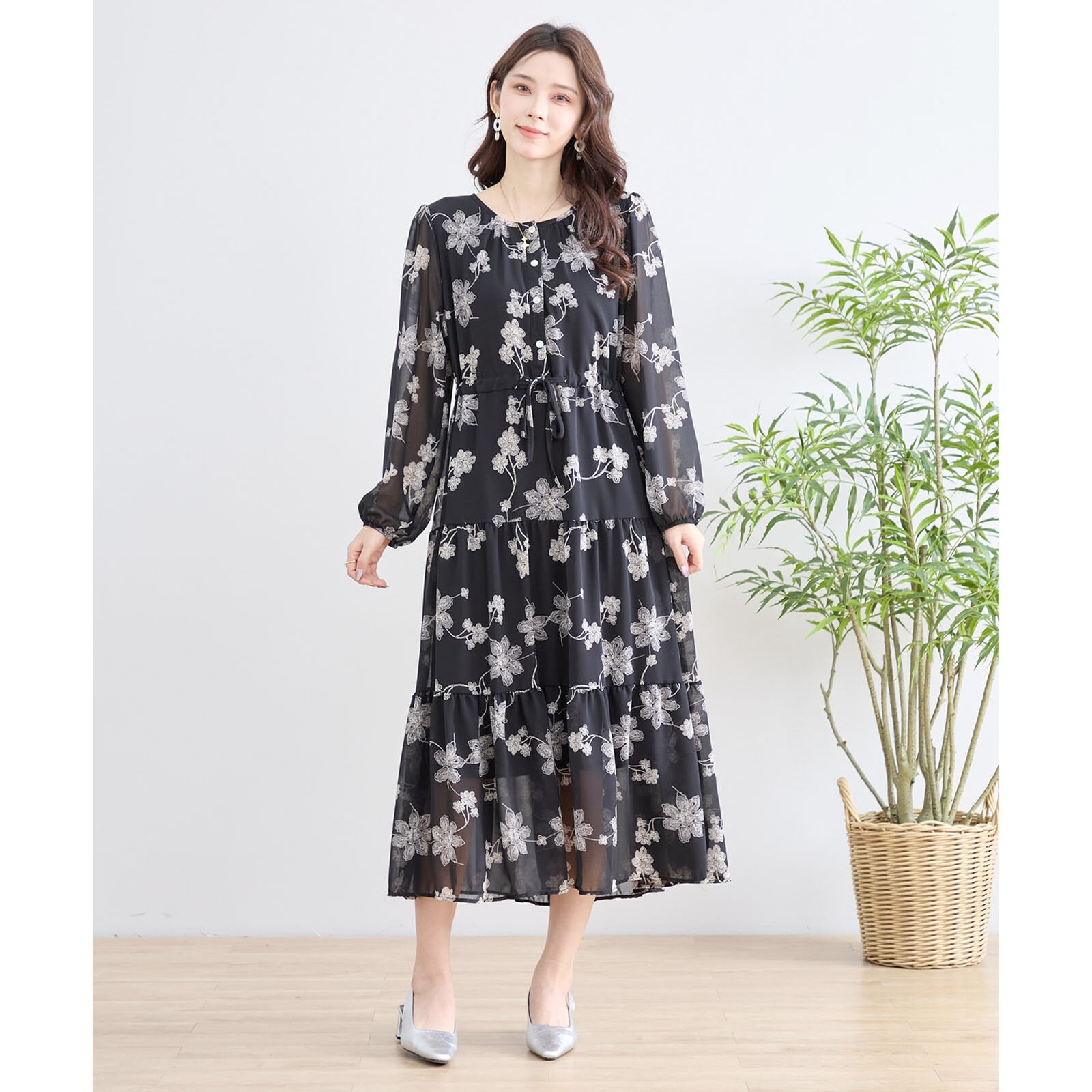 L〜LL】エレガントフローラルティアードワンピース(N82-153) – softelle