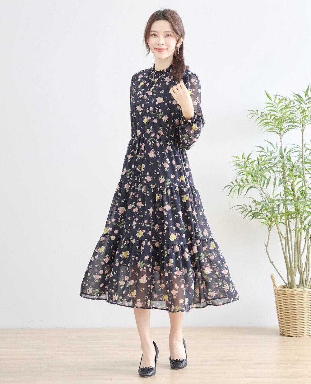 華やかフェミニンワンピース