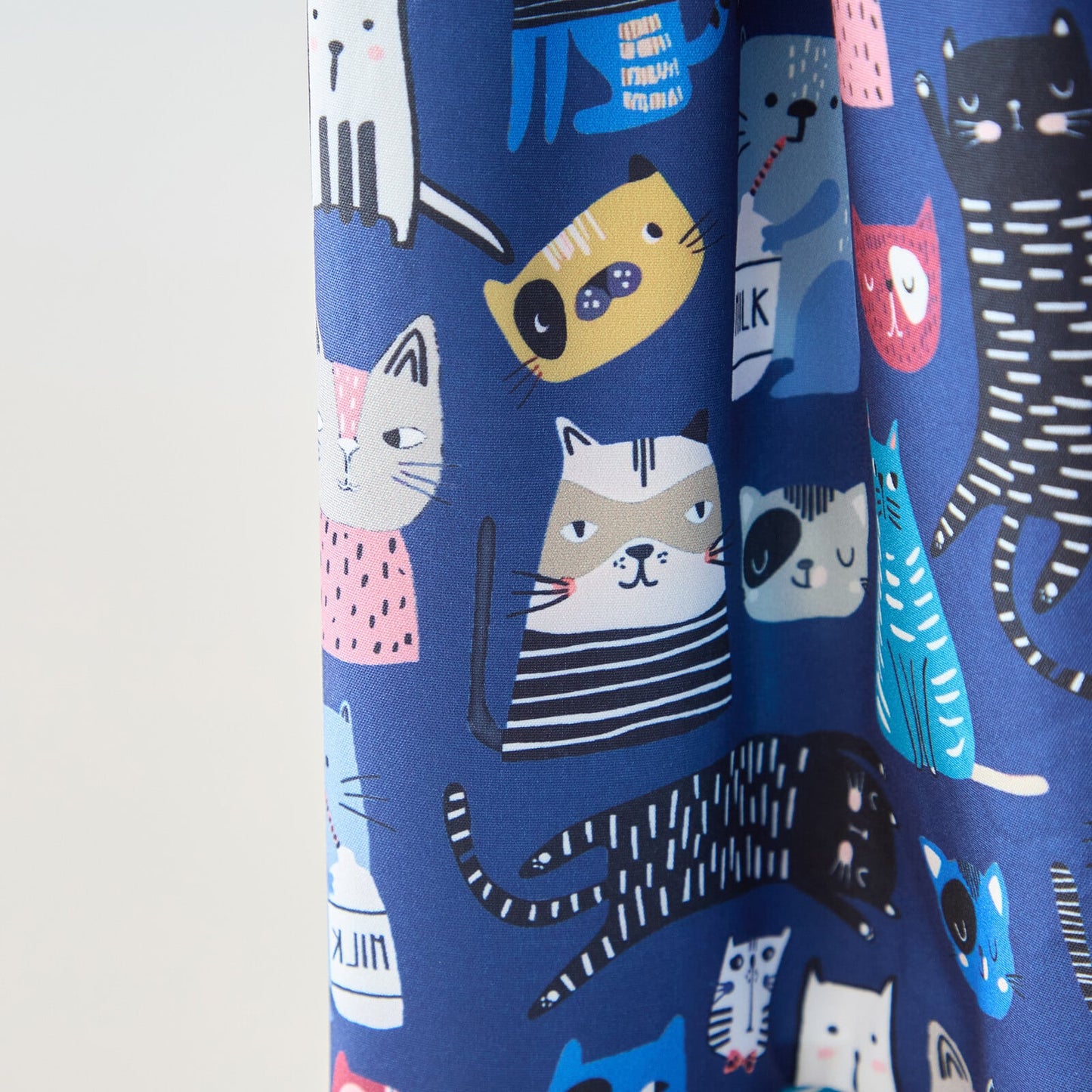 【M〜L】ねこ柄フレアマキシワンピース