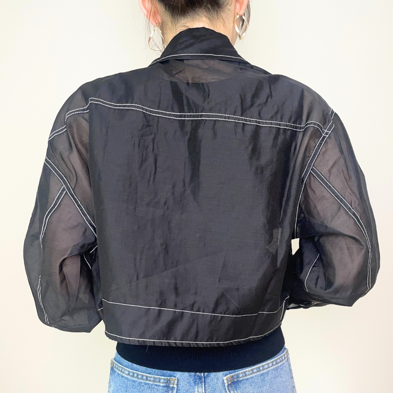 シアーショートジャケット｜透け感×体型カバー