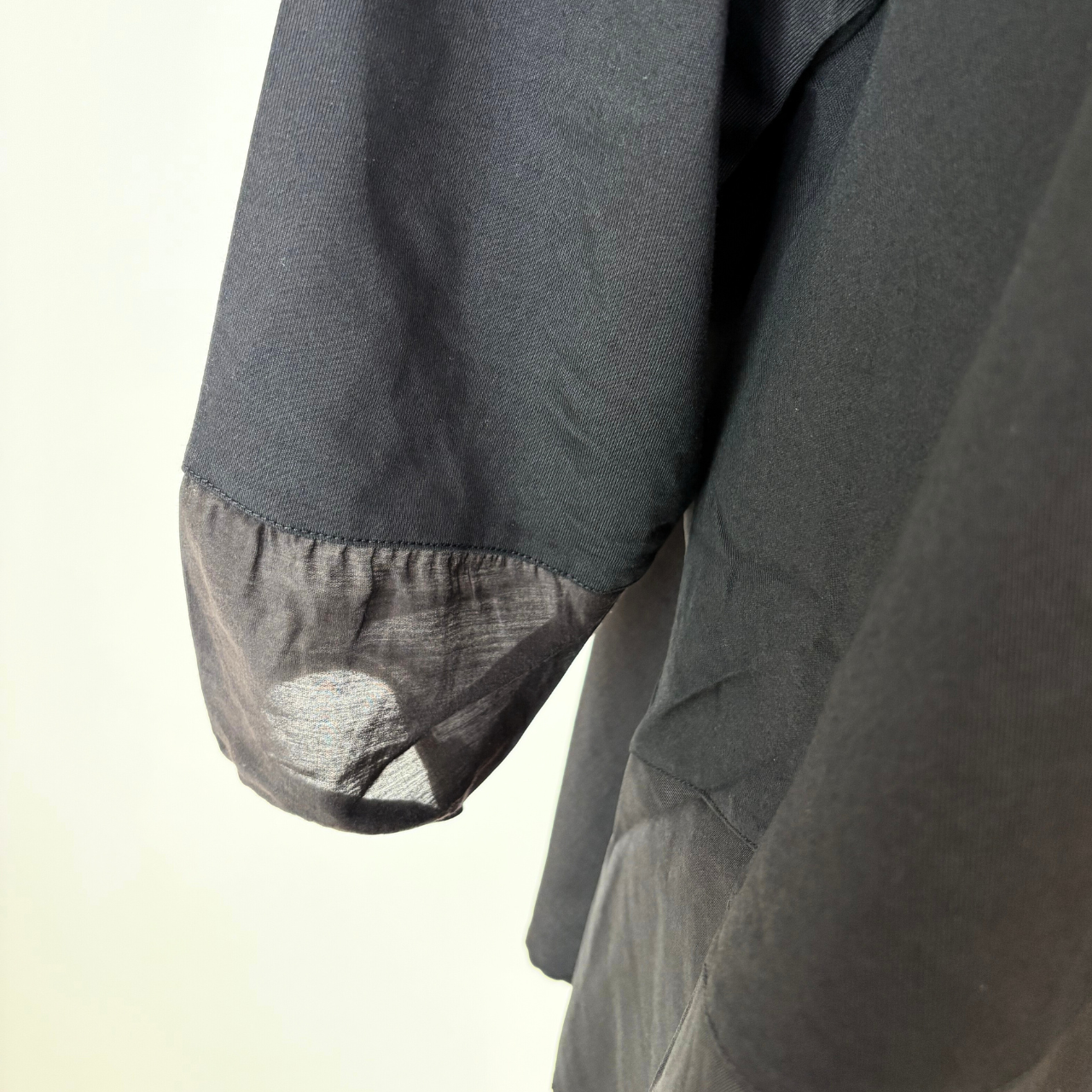 後ろフリル異素材切替トップス｜M-L対応・7分袖