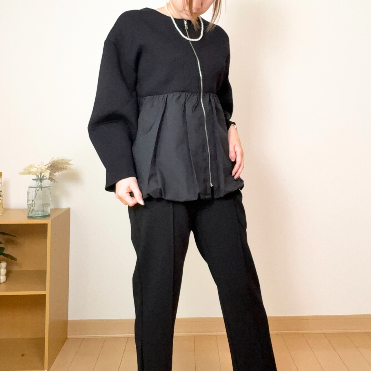 異素材切り替えバルーンジップブルゾン｜タフタ×スポンジリバー素材で軽やかに女性らしく