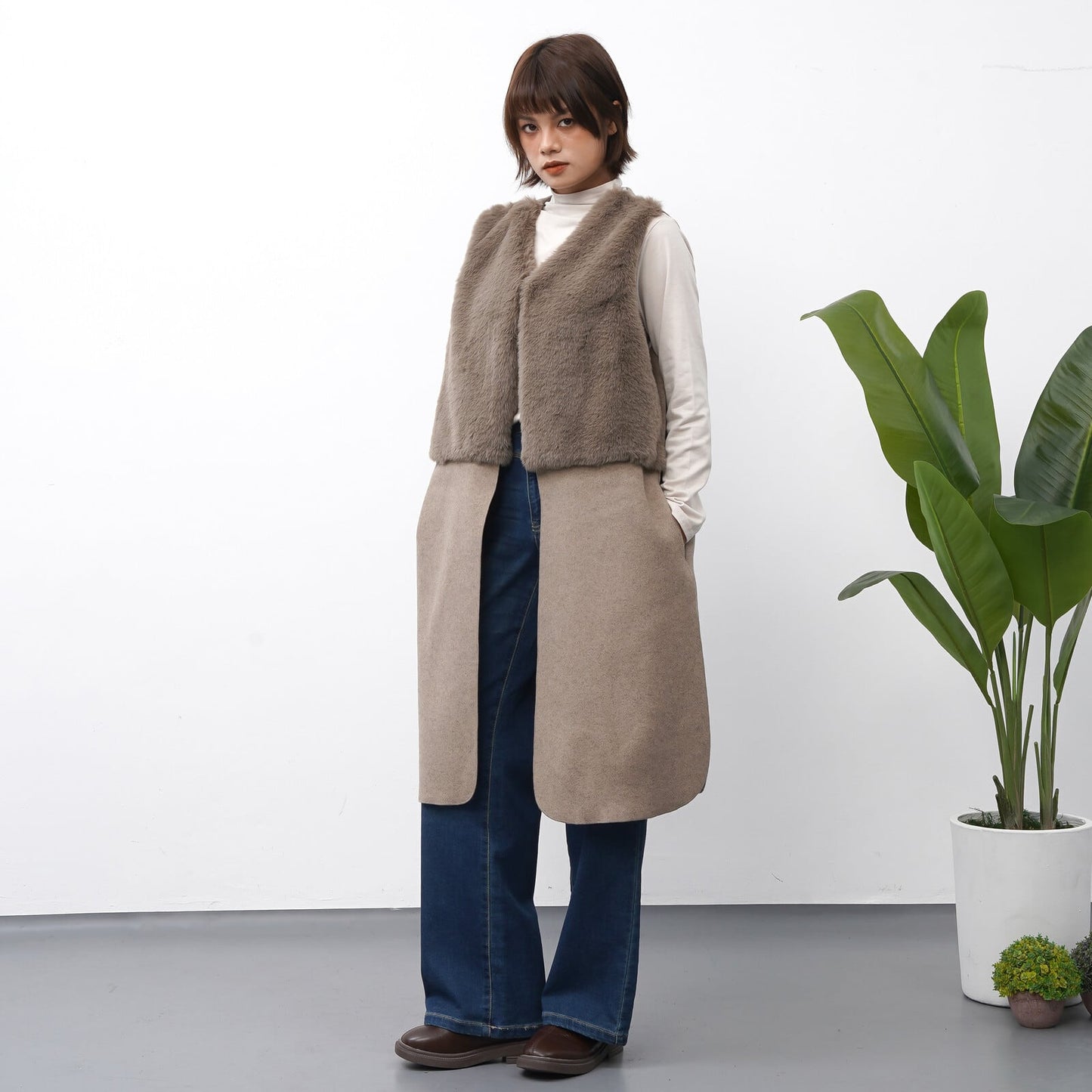 ロング丈ファーベスト｜体型カバー＆後ろ姿すっきり／4カラー展開