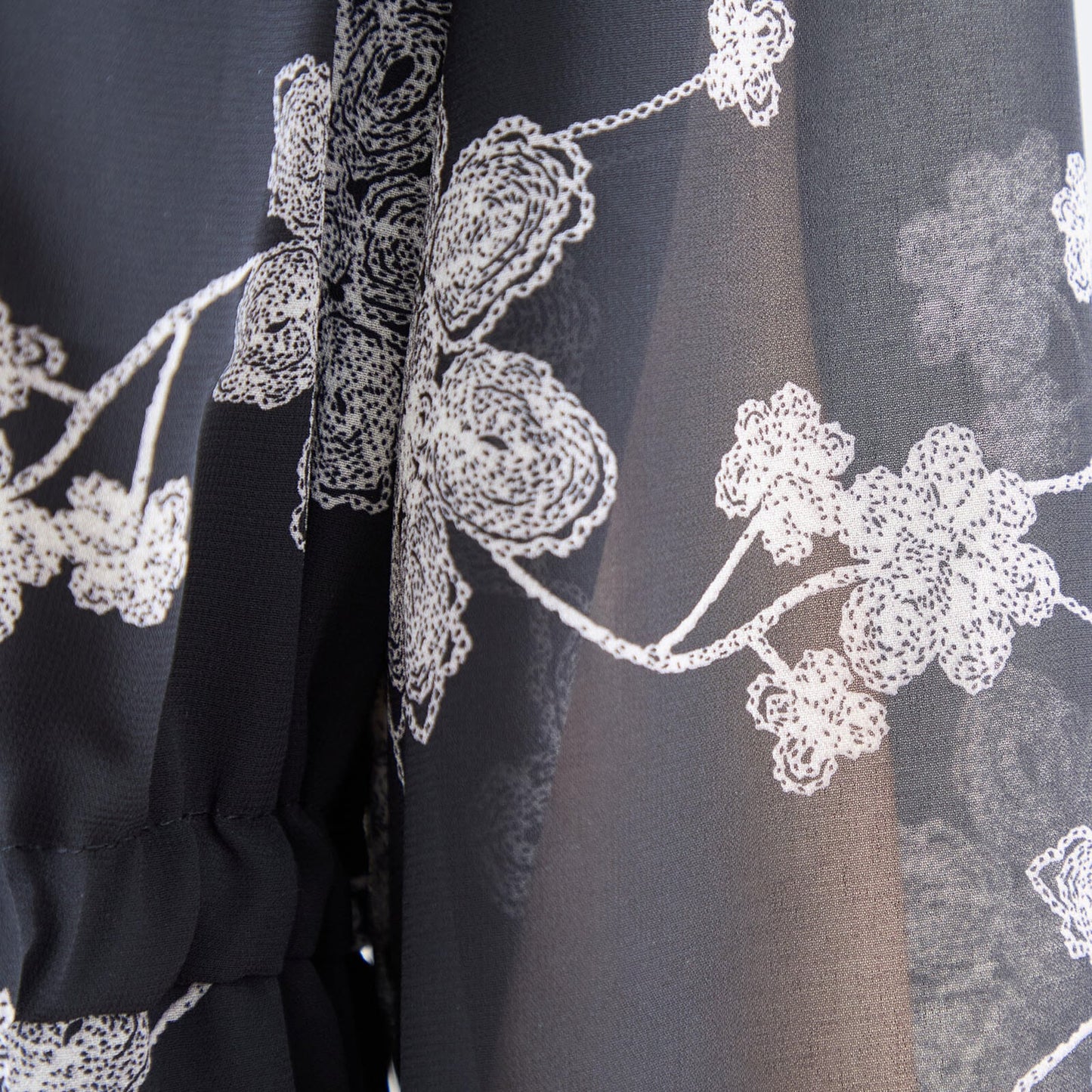 【L〜LL】エレガントフローラルティアードワンピース(N82-153)