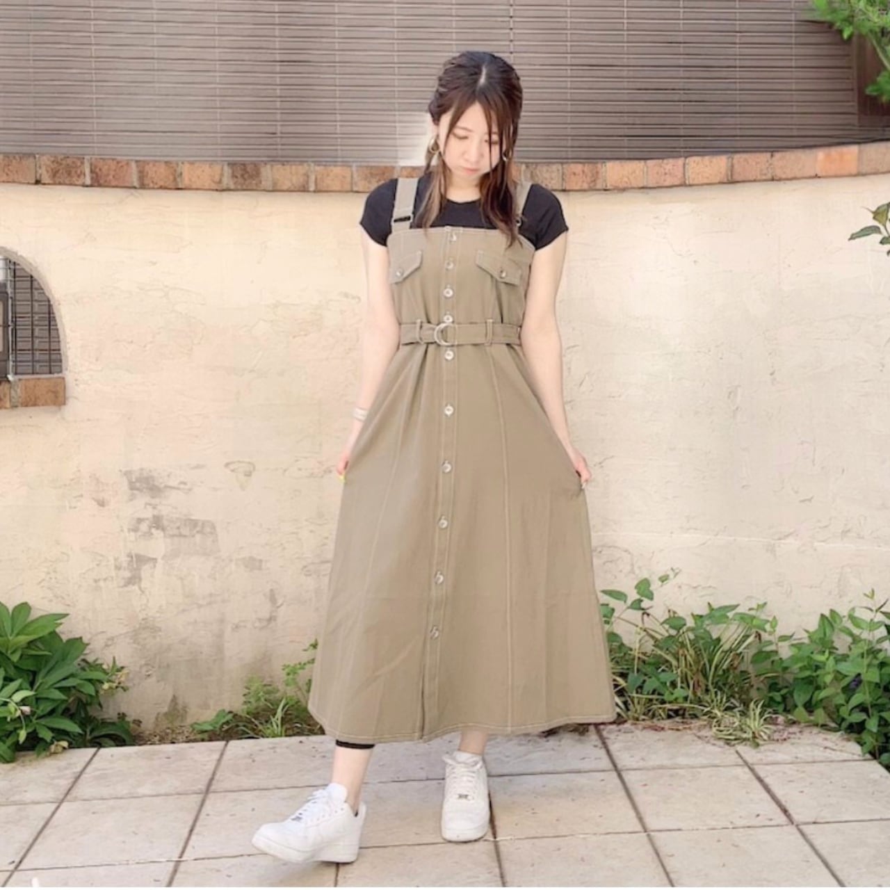 大人カジュアルなベルト付きジャンパースカート／ロング丈・カーキ・オールシーズン対応　82328001